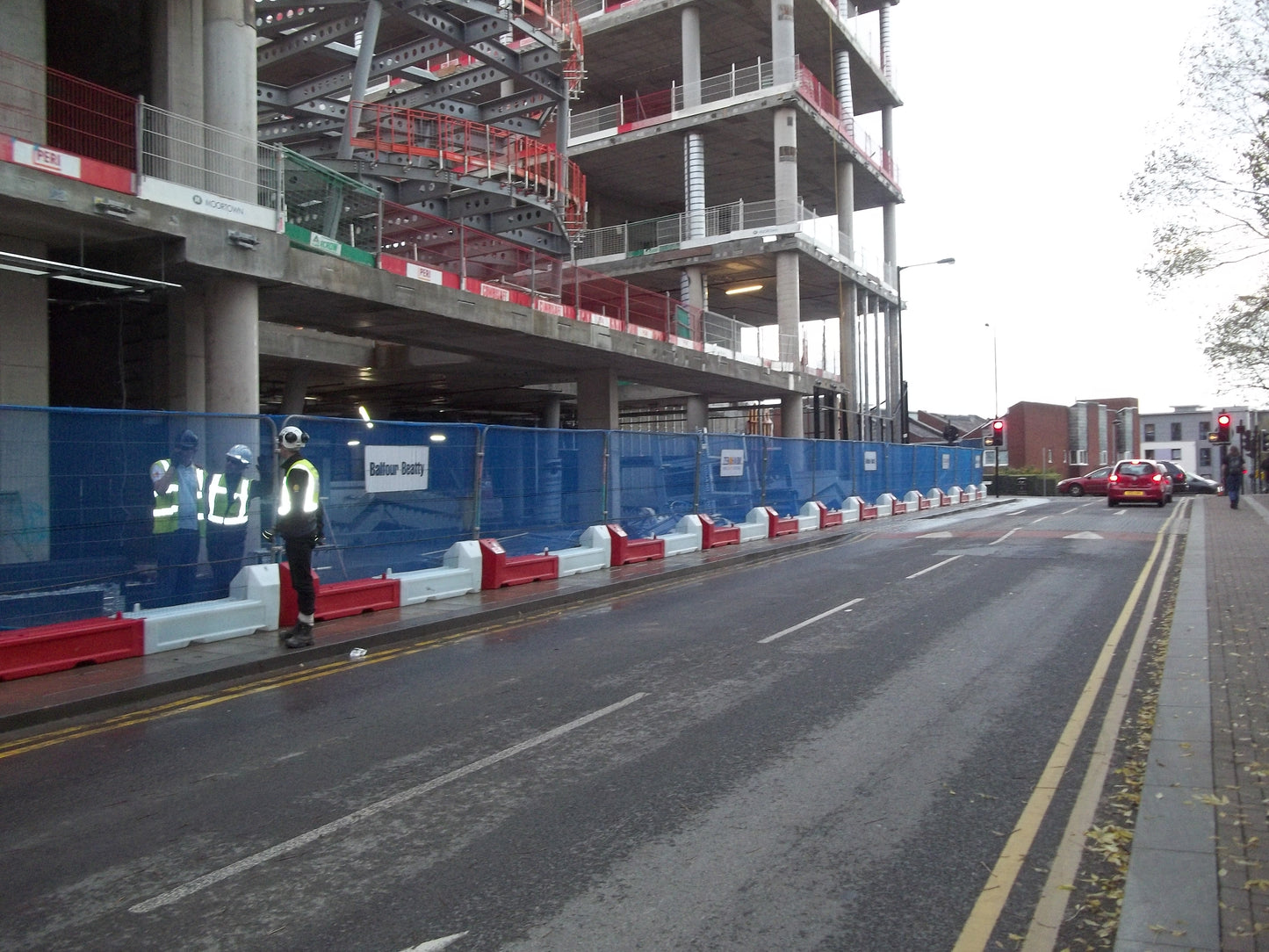 Fencing- Slot Block Barrier- Red/White
